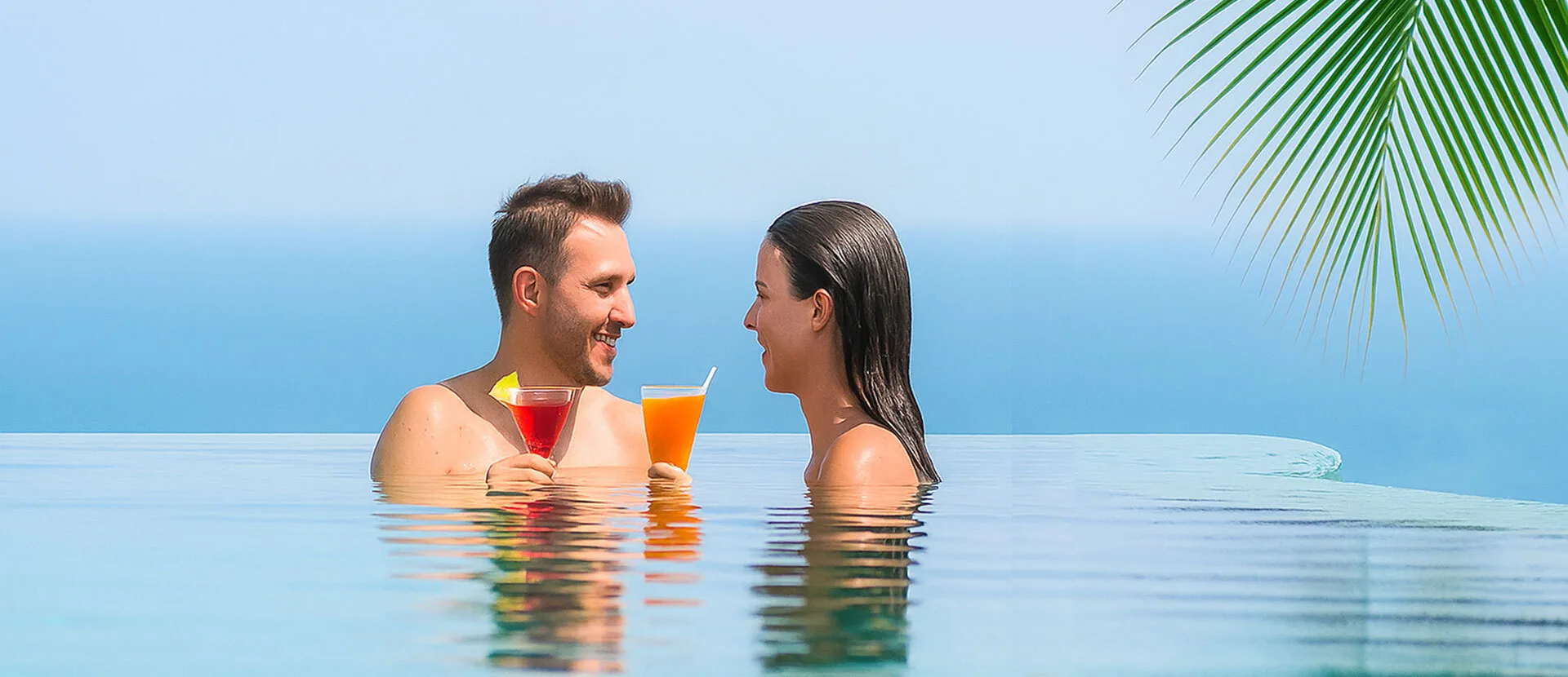 Πολυτελής εγκατάσταση πισίνας