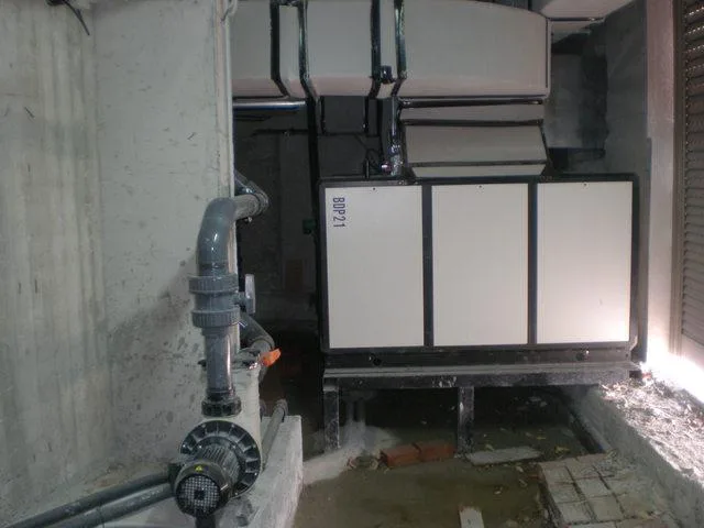 Κεντρική μονάδα αφύγρανσης για εσωτερική πισίνα